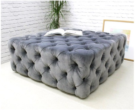 Hackney Buttoned : Deep Buttoned Square Ottoman
