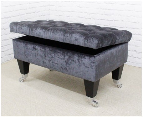 Deep Buttoned Bench Stool