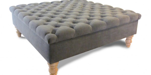 Romo Designer Deep buttoned Tablestool